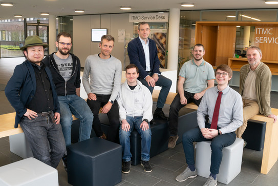 Picture of the working group of Prof. Dr. Fischer